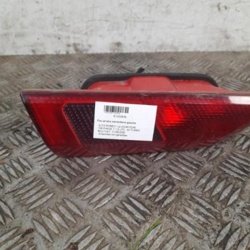 Feu arriere secondaire gauche (feux) ALFA ROMEO 156 Feu arriere secondaire gauche (feux) ALFA ROMEO 156