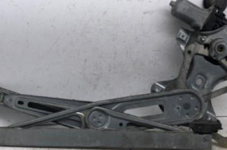 Leve vitre electrique avant droit TOYOTA YARIS 2