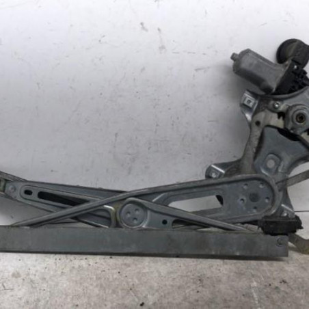 Leve vitre electrique avant droit TOYOTA YARIS 2