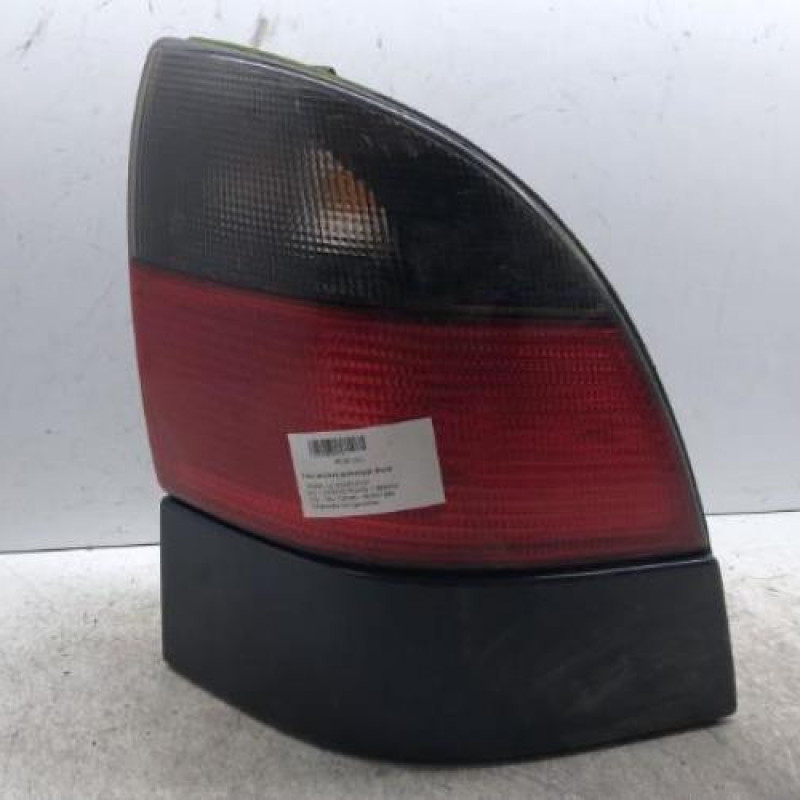Feu arriere principal droit (feux) SAAB 9.5 1 Feu arriere principal droit (feux) SAAB 9.5 1