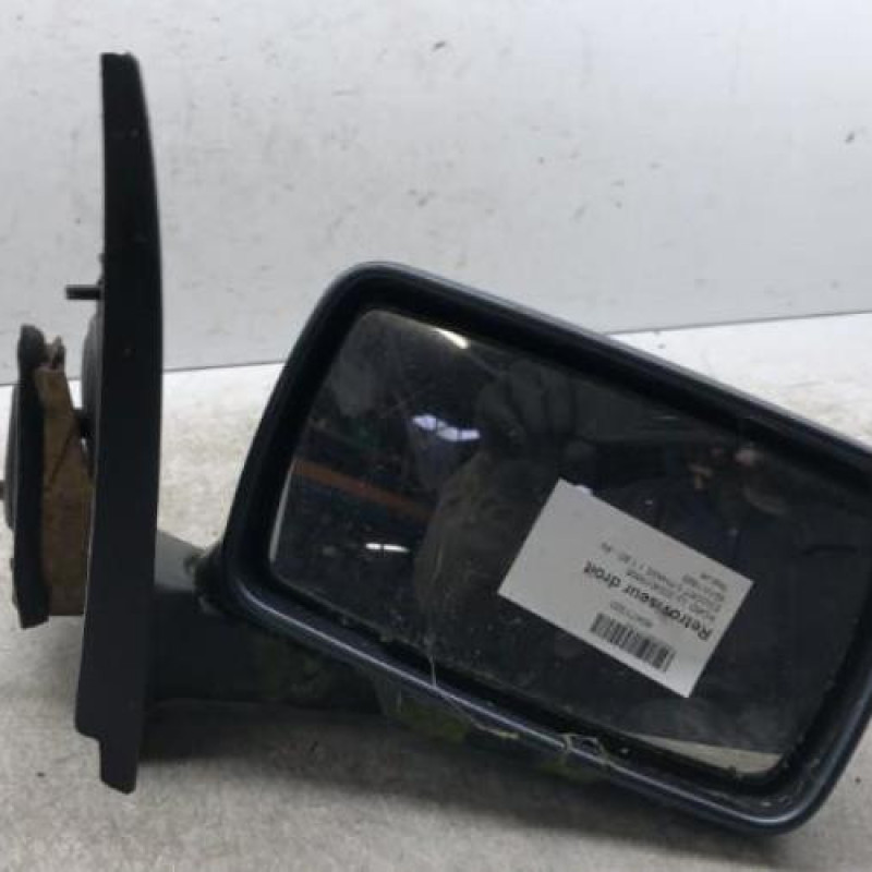 Retroviseur droit FORD ESCORT 5
