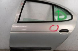 Porte arriere gauche RENAULT MEGANE 1 Photo n°1