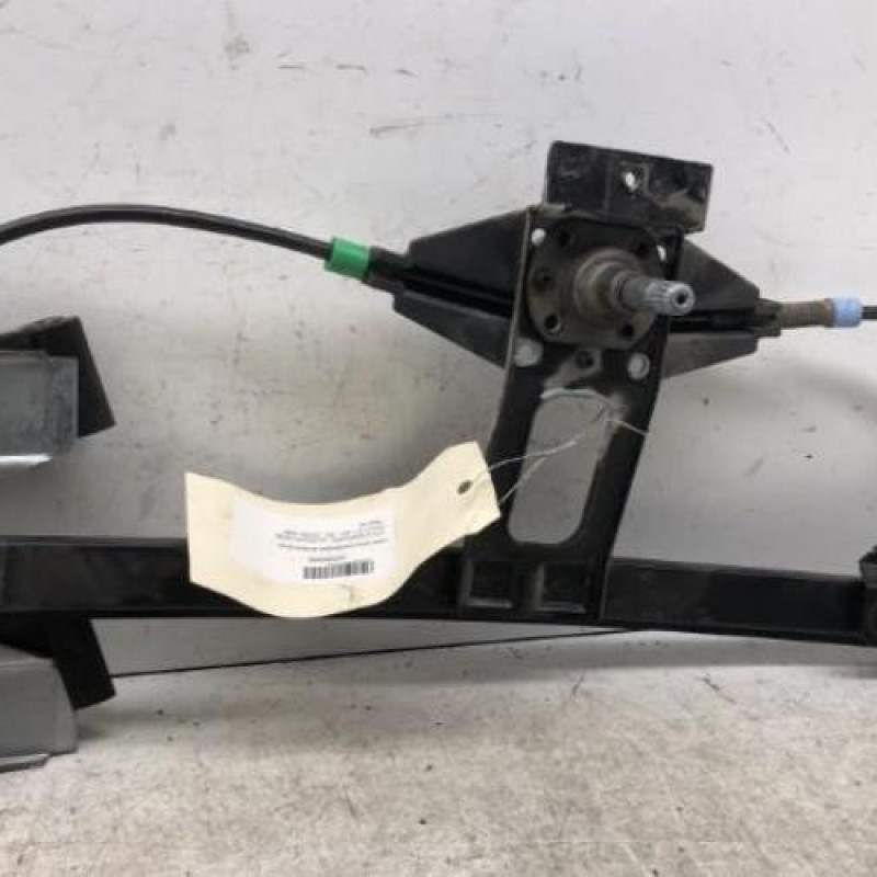 Leve vitre mecanique arriere droit VOLKSWAGEN GOLF 3