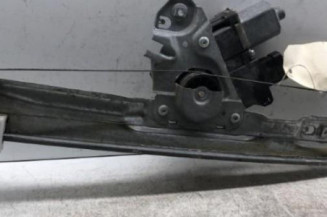 Leve vitre electrique avant droit PEUGEOT 308 1 SW Photo n°1
