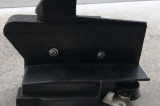 Serrure avant droit DACIA SANDERO 2