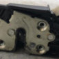 Serrure avant droit DACIA SANDERO 2