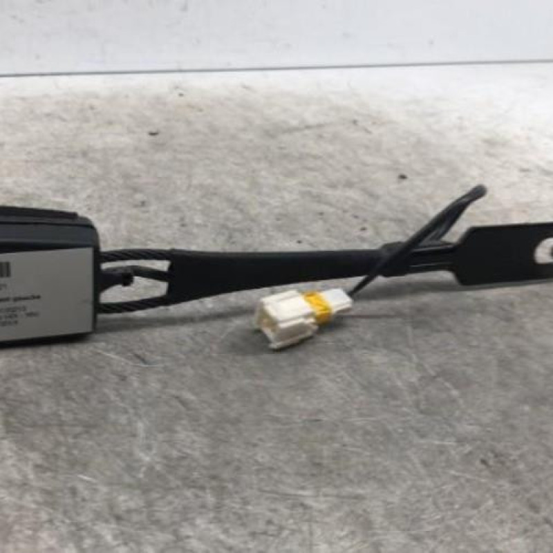 Attache ceinture avant gauche PEUGEOT 3008 1