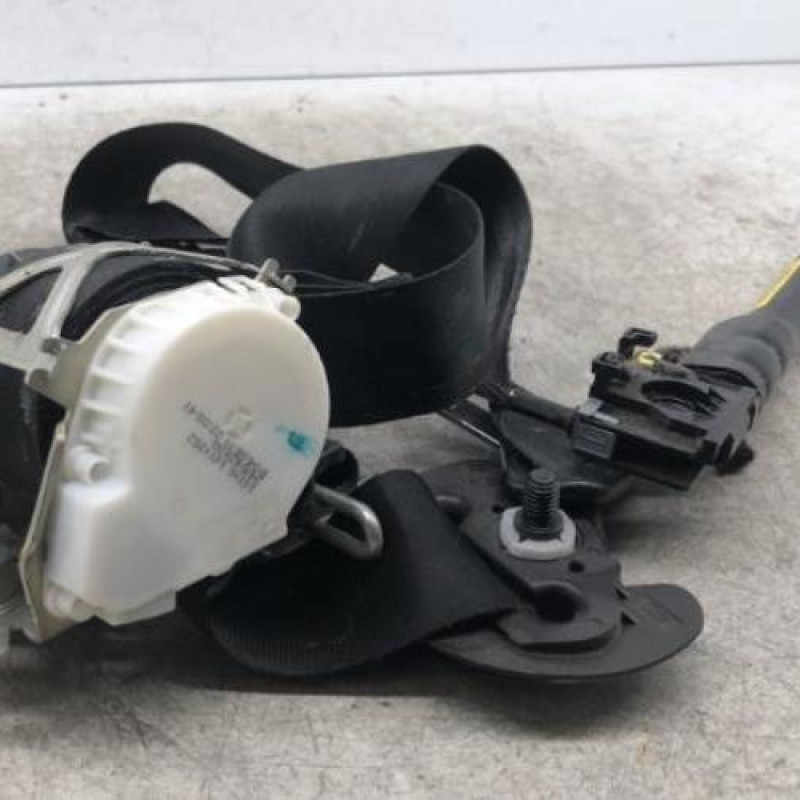 Ceinture avant droit PEUGEOT 3008 1 Ceinture avant droit PEUGEOT 3008 1