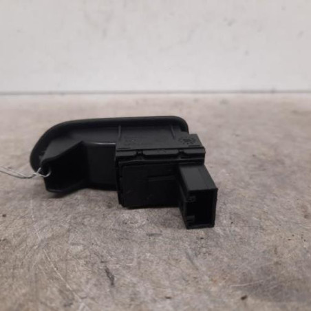 Interrupteur de leve vitre arriere droit VOLKSWAGEN GOLF 6