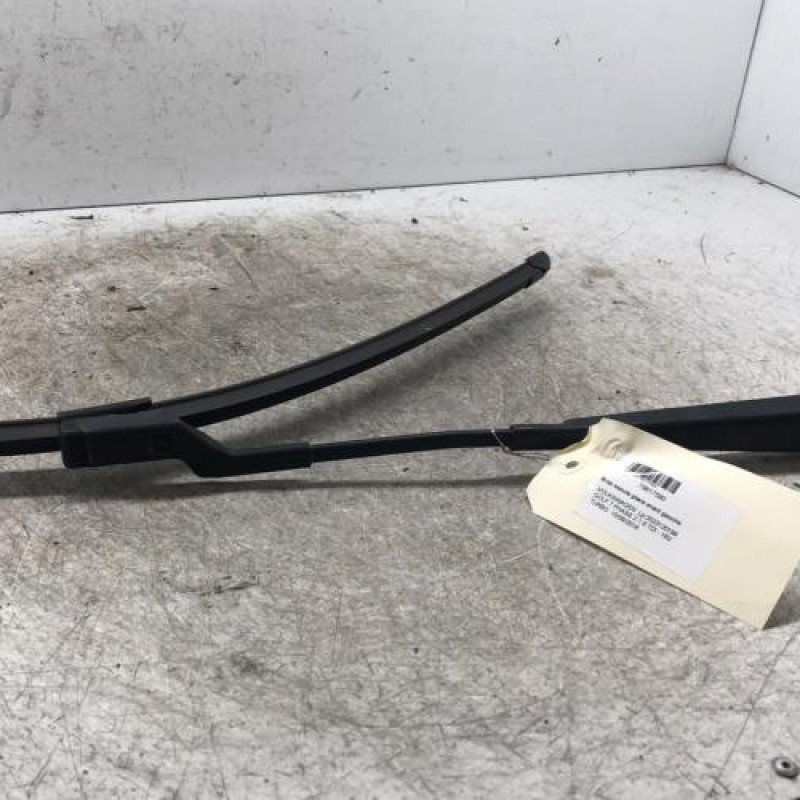 Bras essuie glace avant gauche VOLKSWAGEN GOLF 7 Bras essuie glace avant gauche VOLKSWAGEN GOLF 7