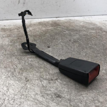 Attache ceinture avant droit VOLKSWAGEN GOLF 7