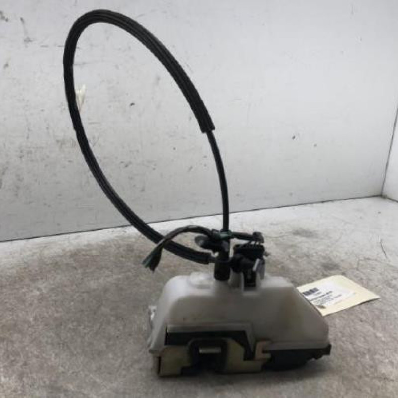 Serrure avant droit CITROEN C3 PLURIEL Serrure avant droit CITROEN C3 PLURIEL