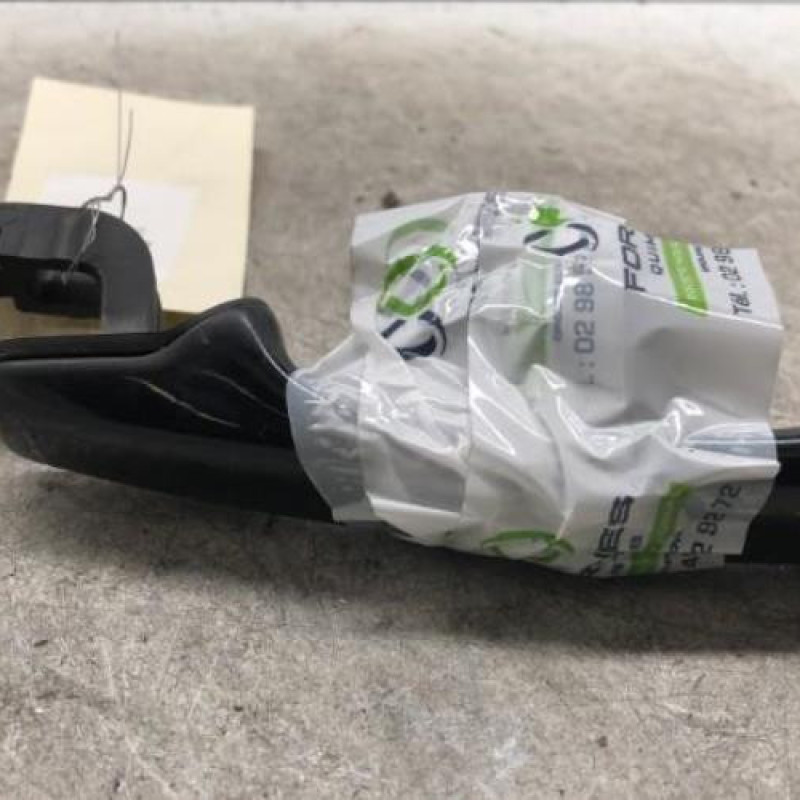 Poignee porte avant droit VOLVO V 50 Poignee porte avant droit VOLVO V 50