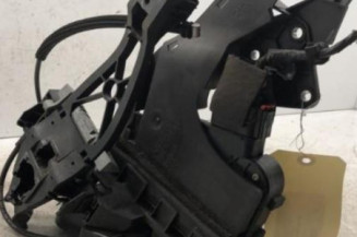 Serrure arriere droit VOLVO V 50