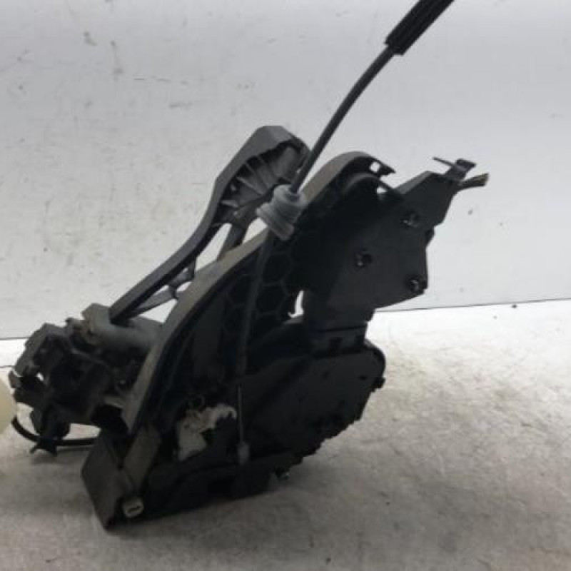 Serrure arriere gauche VOLVO V 50 Serrure arriere gauche VOLVO V 50