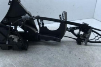 Serrure avant droit VOLVO V 50