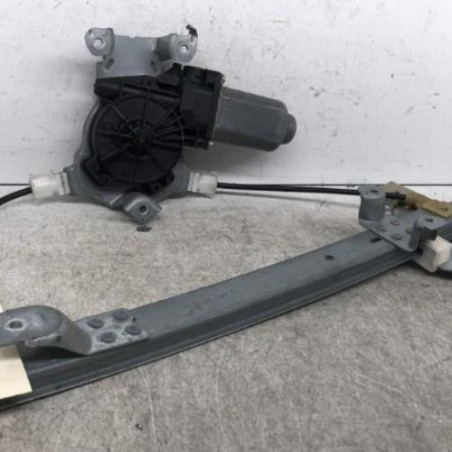 Leve vitre electrique arriere droit NISSAN QASHQAI 1