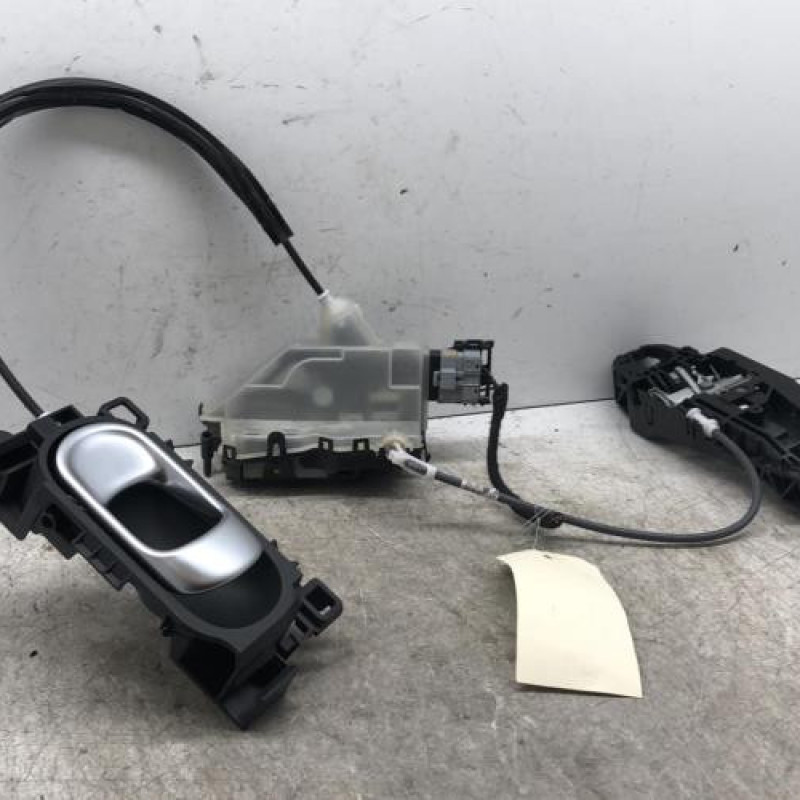 Serrure avant droit CITROEN C3 AIRCROSS Serrure avant droit CITROEN C3 AIRCROSS