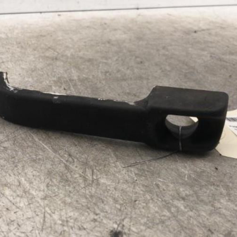 Poignee porte avant droit RENAULT TRAFIC 1 Poignee porte avant droit RENAULT TRAFIC 1
