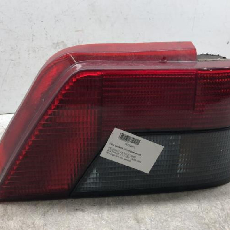 Feu arriere principal droit (feux) PEUGEOT 309