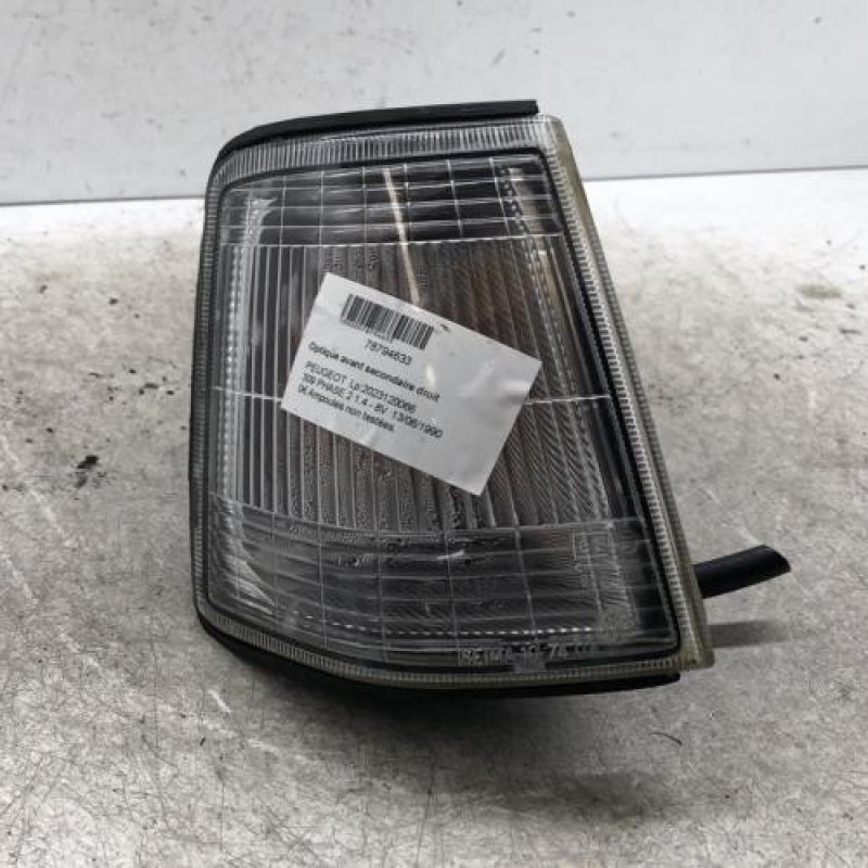 Optique avant secondaire droit (feux)(clignotant) PEUGEOT 309
