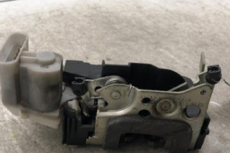 Serrure arriere droit FIAT PUNTO 2