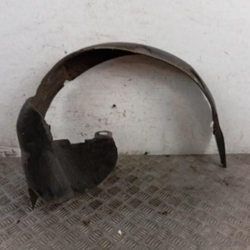 Pare boue avant droit RENAULT TWINGO 1 Pare boue avant droit RENAULT TWINGO 1