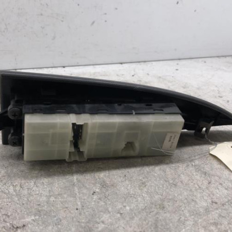 Interrupteur de leve vitre avant gauche NISSAN NOTE 1