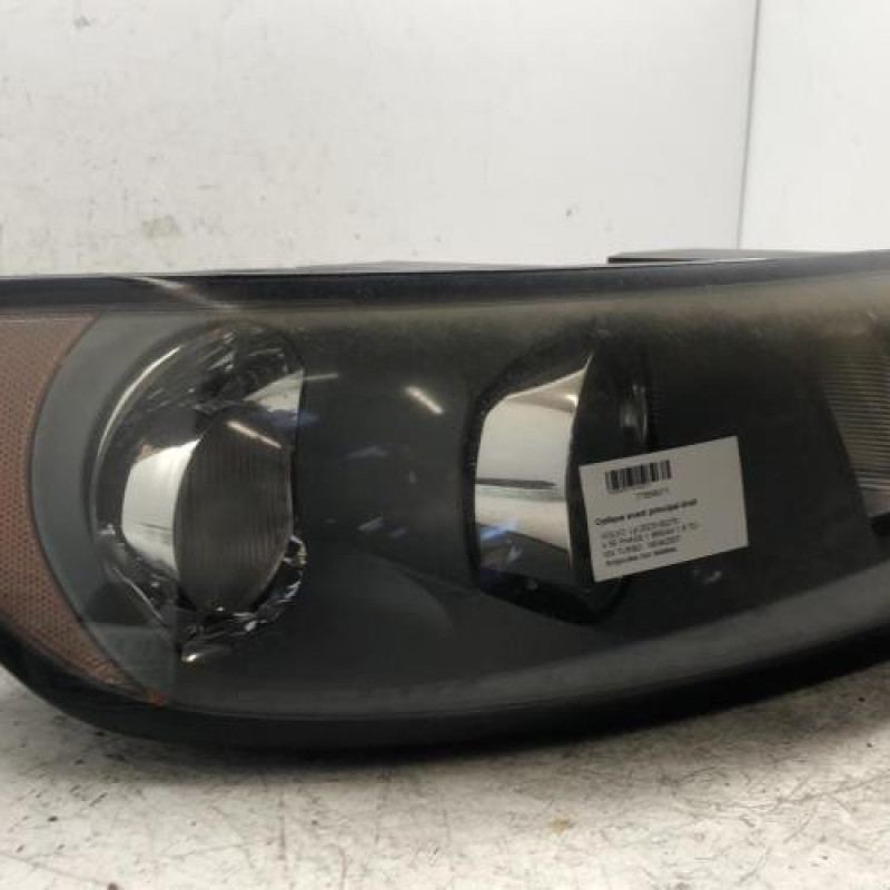 Optique avant principal droit (feux)(phare) VOLVO V 50