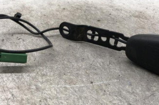 Attache ceinture avant gauche VOLVO V 50