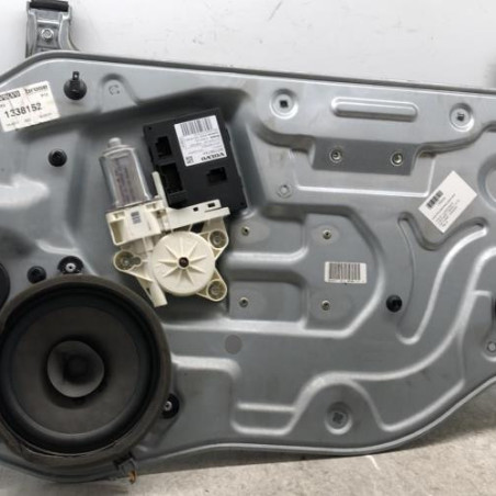 Leve vitre electrique avant droit VOLVO V 50 Photo n°1