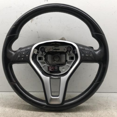Volant MERCEDES CLASSE A 176 Photo n°1