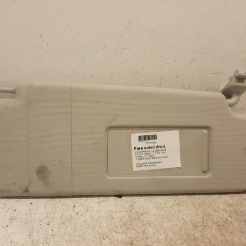 Pare soleil droit VOLKSWAGEN POLO 5