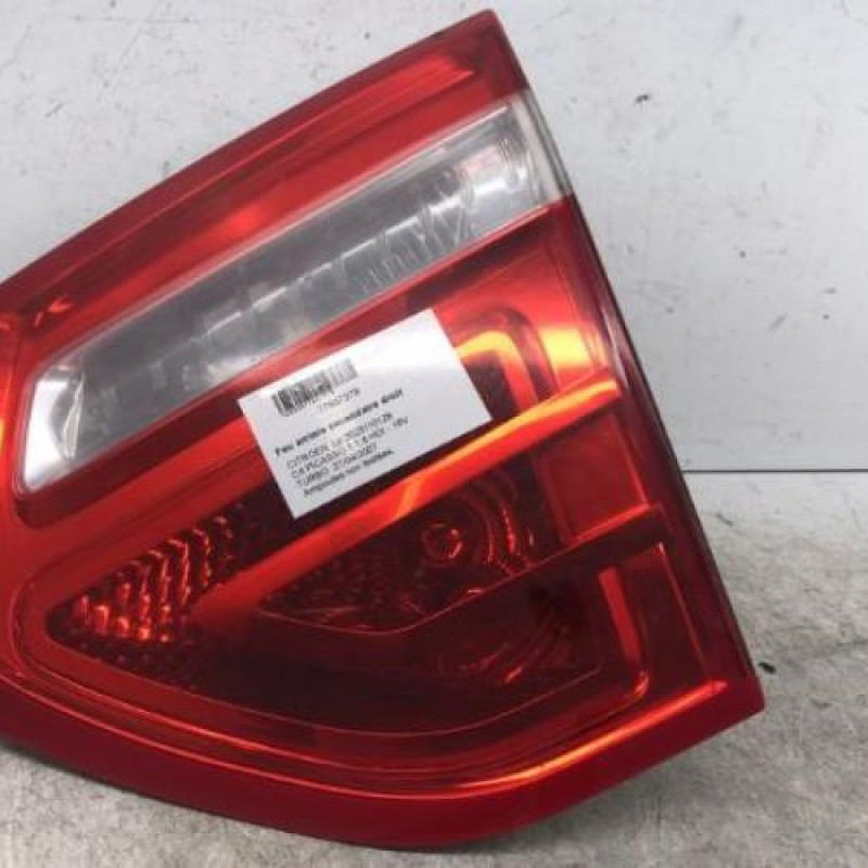 Feu arriere secondaire droit (feux) CITROEN C4 PICASSO 1 Feu arriere secondaire droit (feux) CITROEN C4 PICASSO 1