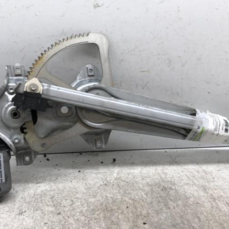 Leve vitre electrique avant droit TOYOTA VERSO Photo n°1