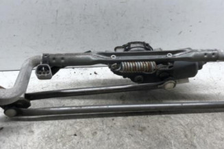 Moteur essuie glace avant TOYOTA VERSO