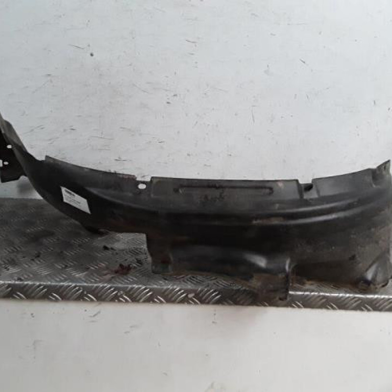 Pare boue avant droit TOYOTA RAV4 1