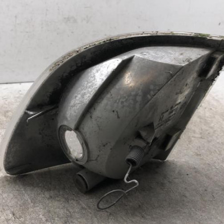 Optique avant secondaire droit (feux)(clignotant) MERCEDES VITO 638