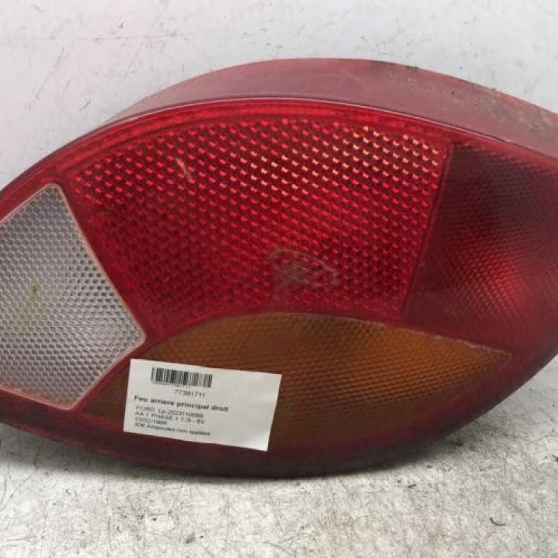 Feu arriere principal droit (feux) FORD KA 1 Feu arriere principal droit (feux) FORD KA 1