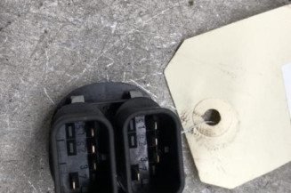 Interrupteur de leve vitre avant gauche FORD FIESTA 5