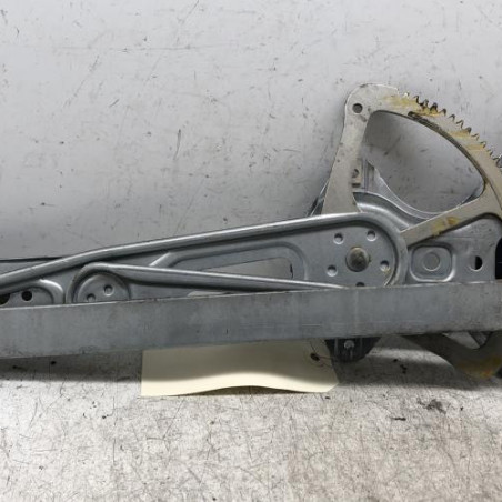 Leve vitre electrique avant droit TOYOTA YARIS 3