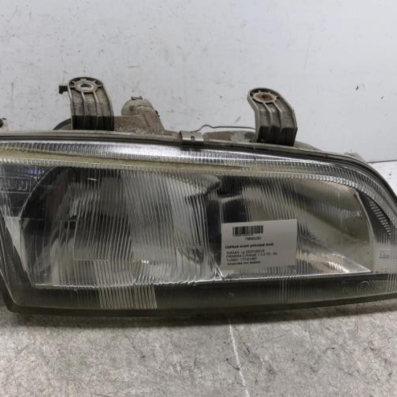 Optique avant principal droit (feux)(phare) NISSAN PRIMERA 2