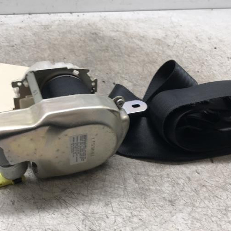 Ceinture avant droit PEUGEOT 107 Ceinture avant droit PEUGEOT 107