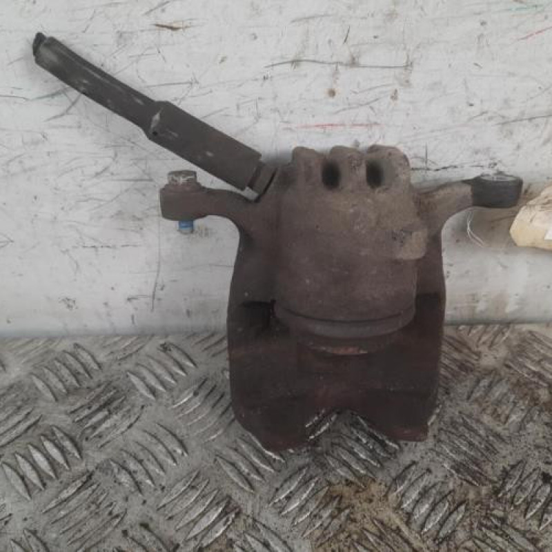 Etrier avant gauche (freinage) CITROEN C4 2 Etrier avant gauche (freinage) CITROEN C4 2