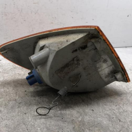 Optique avant secondaire gauche (feux)(clignotant) MERCEDES VITO 638