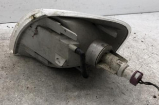 Optique avant secondaire droit (feux)(clignotant) VOLKSWAGEN PASSAT 4