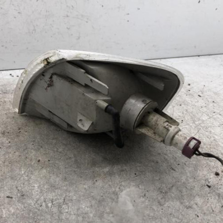 Optique avant secondaire droit (feux)(clignotant) VOLKSWAGEN PASSAT 4