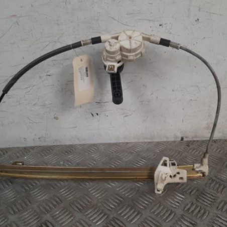 Leve vitre mecanique avant droit RENAULT CLIO 1