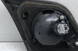 Feu arriere secondaire droit (feux) MAZDA 3 1
