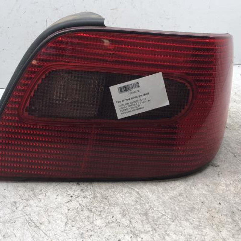 Feu arriere principal droit (feux) CITROEN XSARA Feu arriere principal droit (feux) CITROEN XSARA